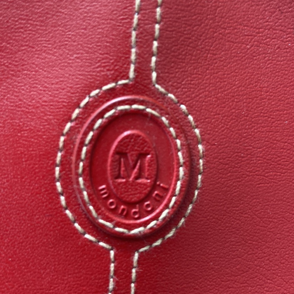 NWOT Mondani Red Small Zipper Purse - Picture 5 of 6